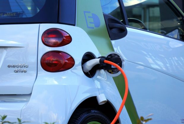el seguro de hello auto para coches electricos